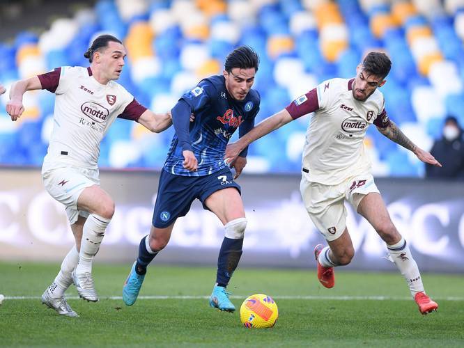 包含罗马将客场对决乌迪内斯，追求尽快跻身中游的词条