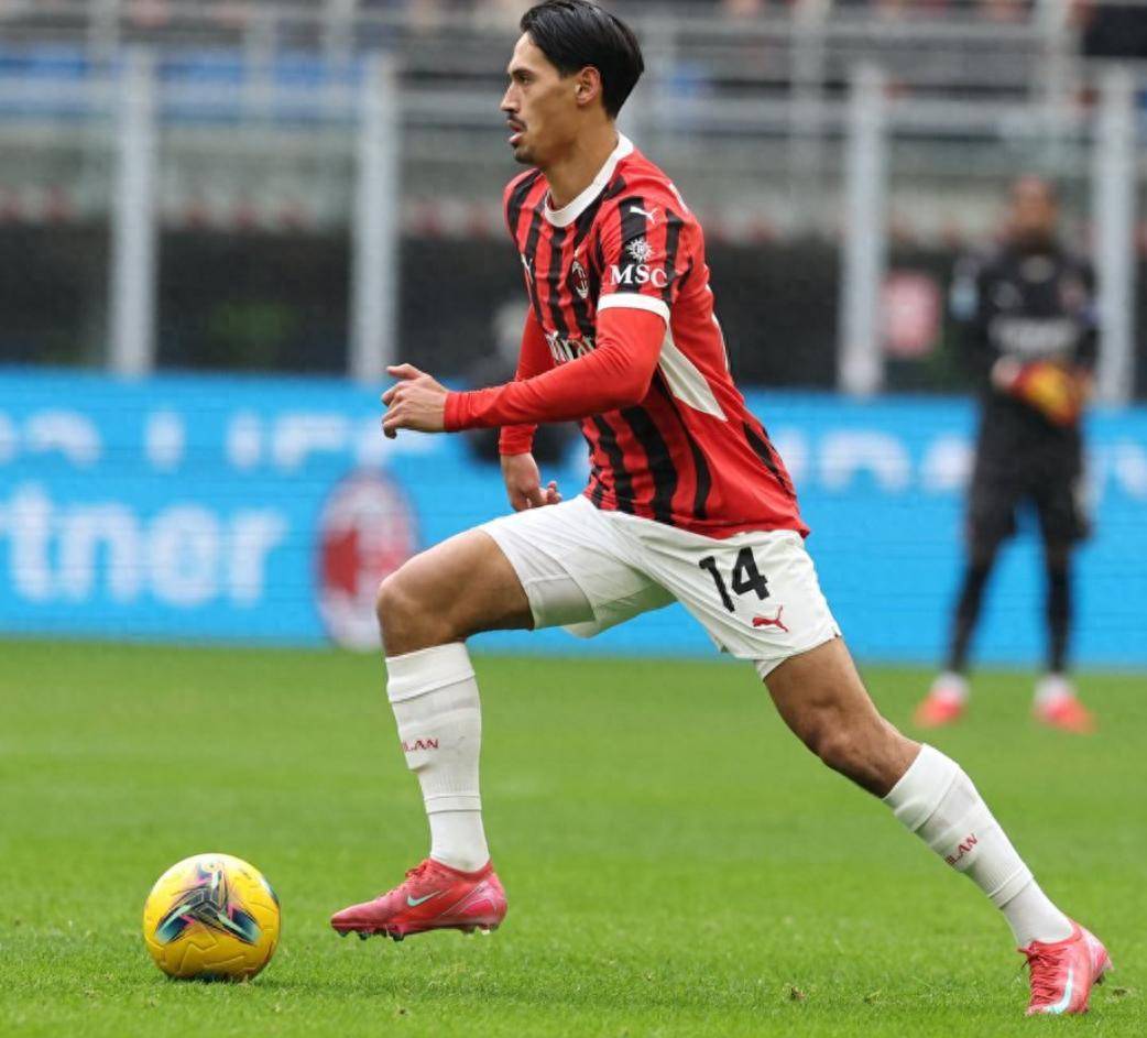 关于AC米兰外援状态低迷,球队急需提振的信息 关于AC米兰外援状态低迷,球队急需提振的信息