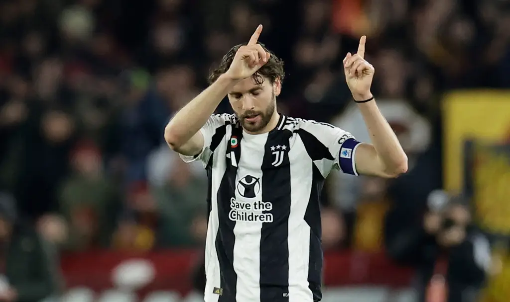 尤文图斯签下西班牙中场,增强中场实力的简单介绍 尤文图斯签下西班牙中场,增强中场实力的简单介绍