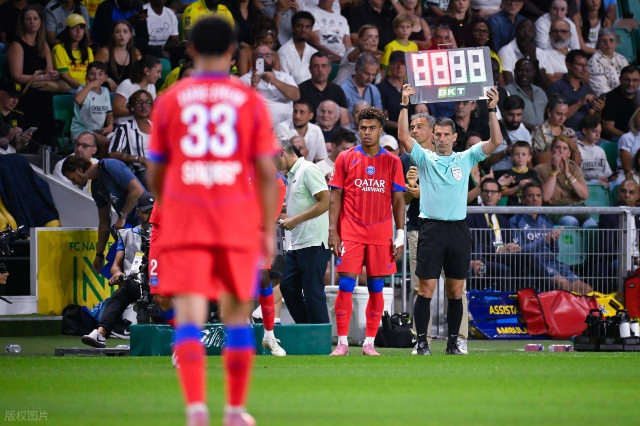 巴黎客场豪胜亚特兰大梅西火力全开 巴黎客场豪胜亚特兰大梅西火力全开