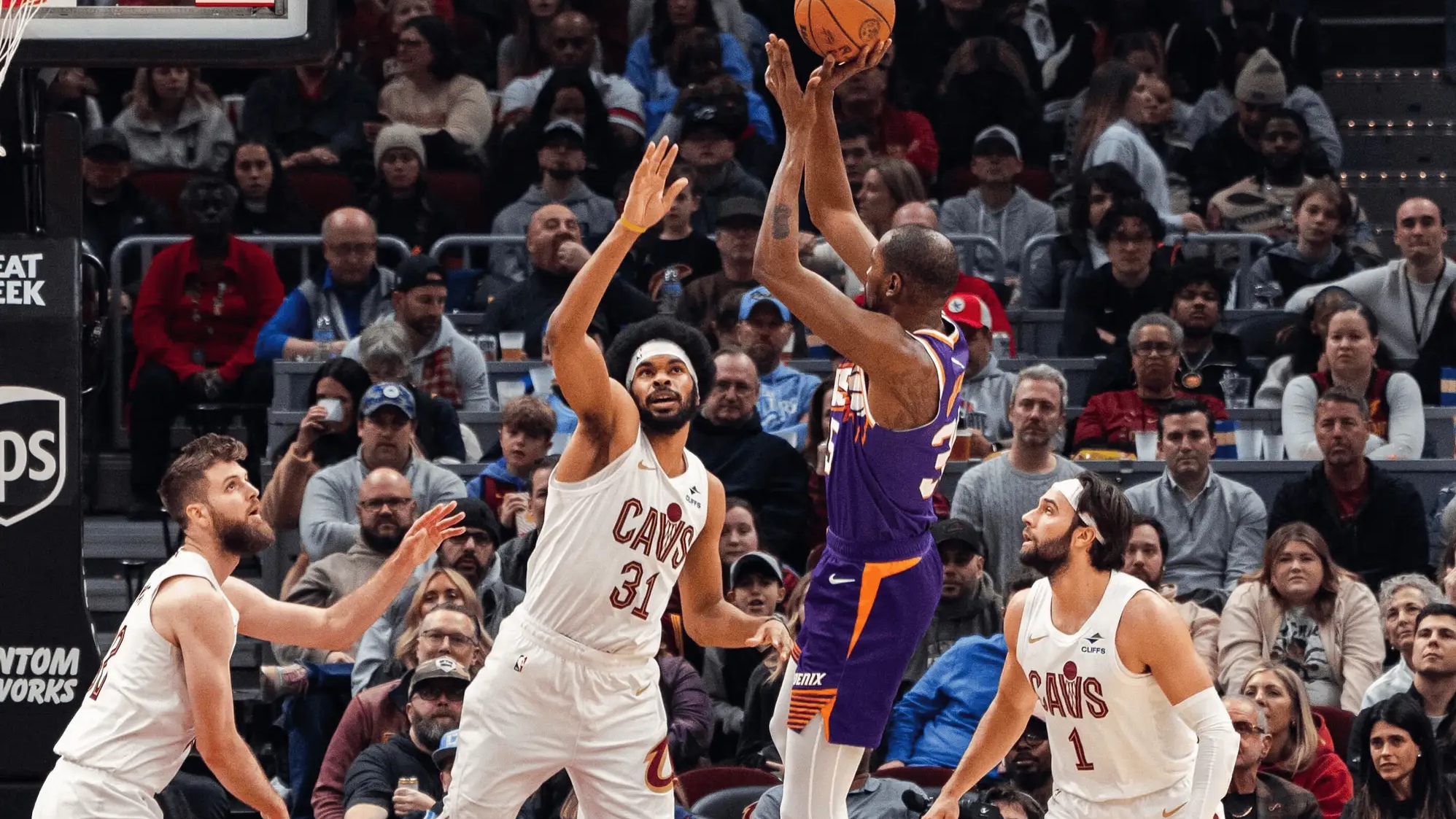 太阳控卫表现抢眼,助球队战胜对手的简单介绍 太阳控卫表现抢眼,助球队战胜对手的简单介绍