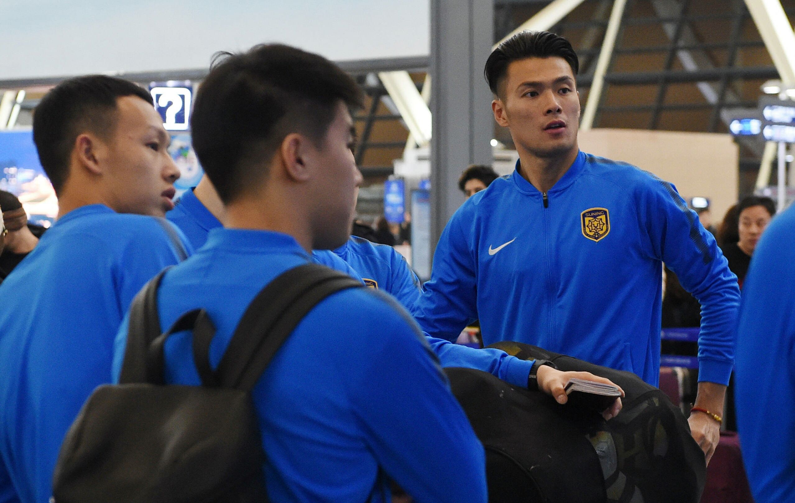 关于苏宁斗志昂扬,球队士气高涨备战关键战役的信息 关于苏宁斗志昂扬,球队士气高涨备战关键战役的信息