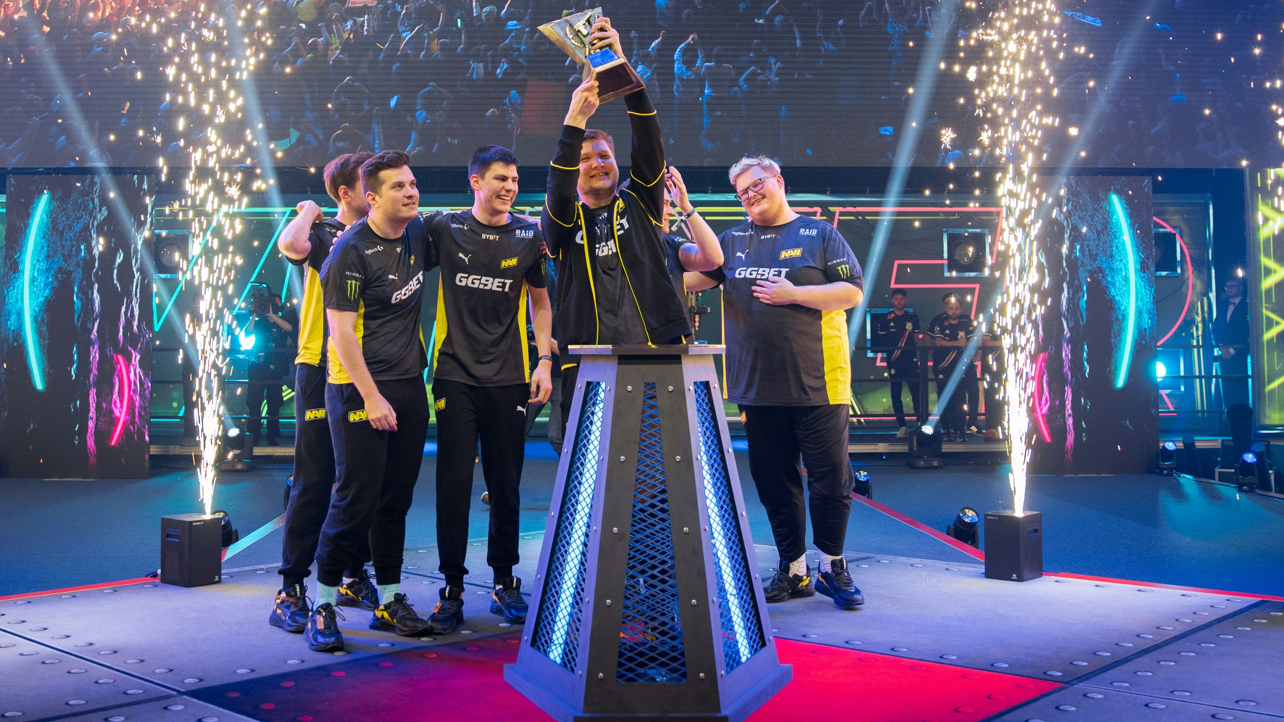 战术配合精妙绝伦,球队表现抢眼 战术配合精妙绝伦,球队表现抢眼