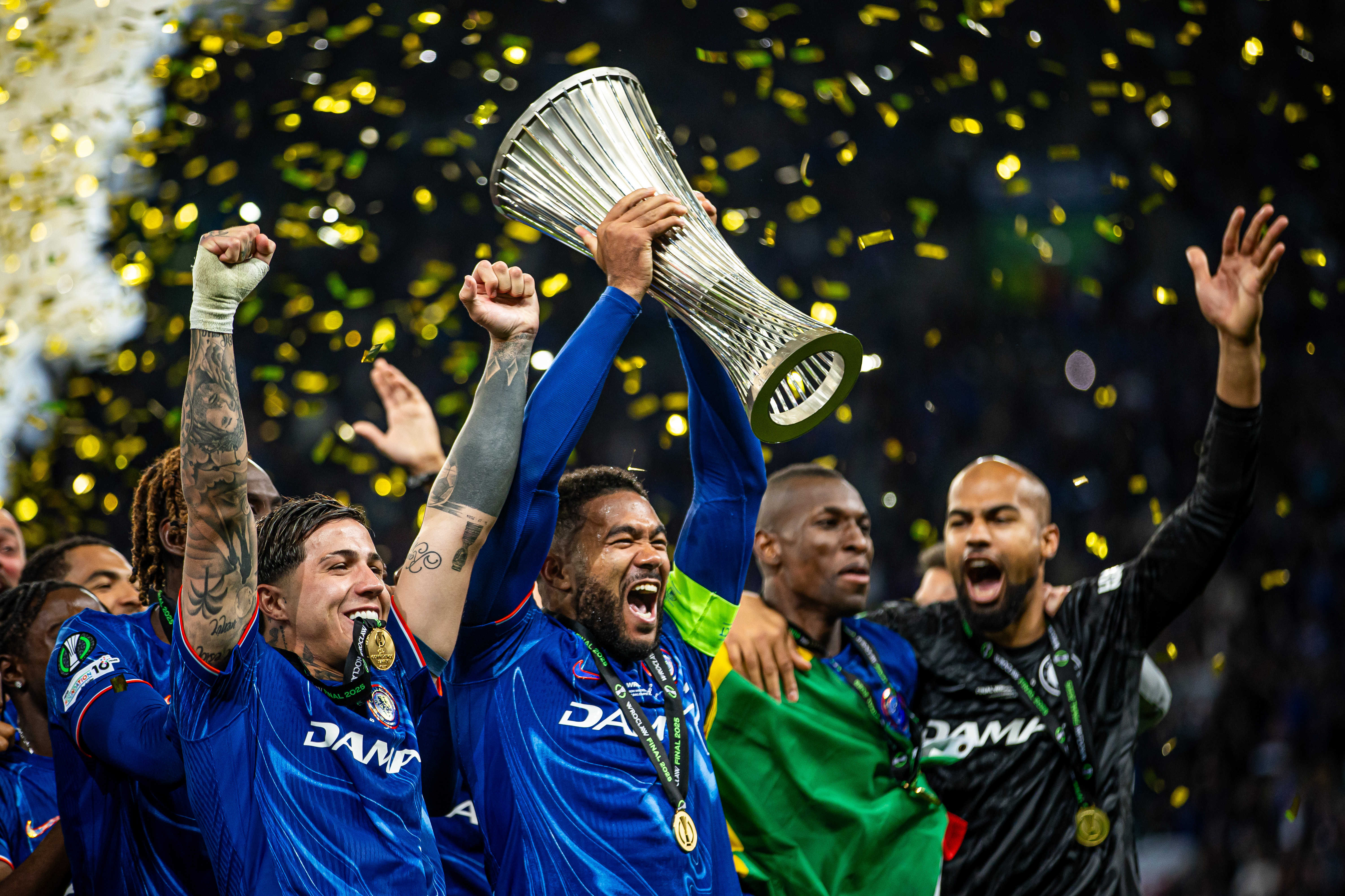 关于贝尔格莱德红星成功逆袭,火力全开赢得比赛的信息 关于贝尔格莱德红星成功逆袭,火力全开赢得比赛的信息