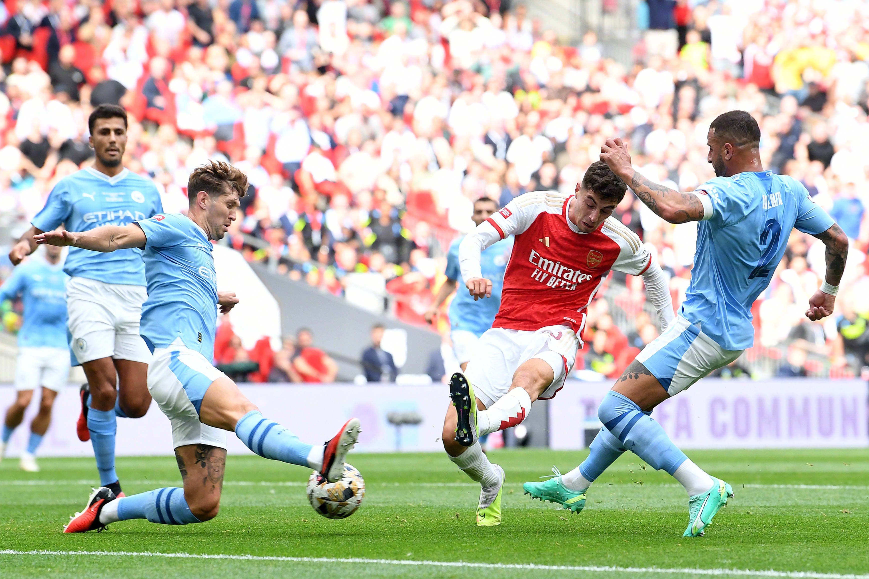 足球盛事即将展开,精彩纷呈的简单介绍 足球盛事即将展开,精彩纷呈的简单介绍