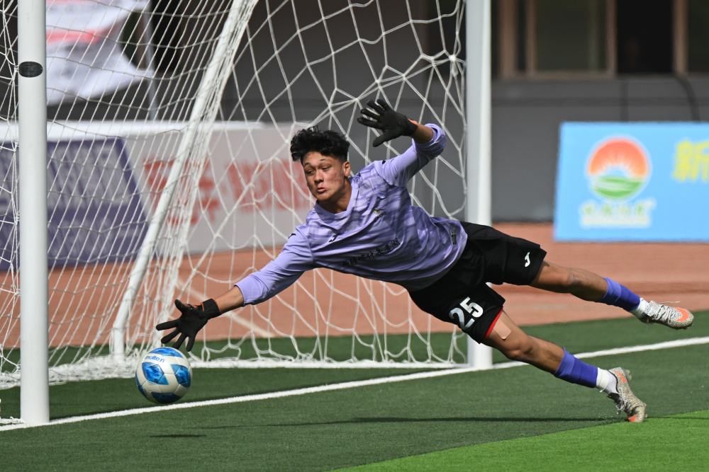 热衷足球运动员海外留学,扬名国际舞台的简单介绍 热衷足球运动员海外留学,扬名国际舞台的简单介绍