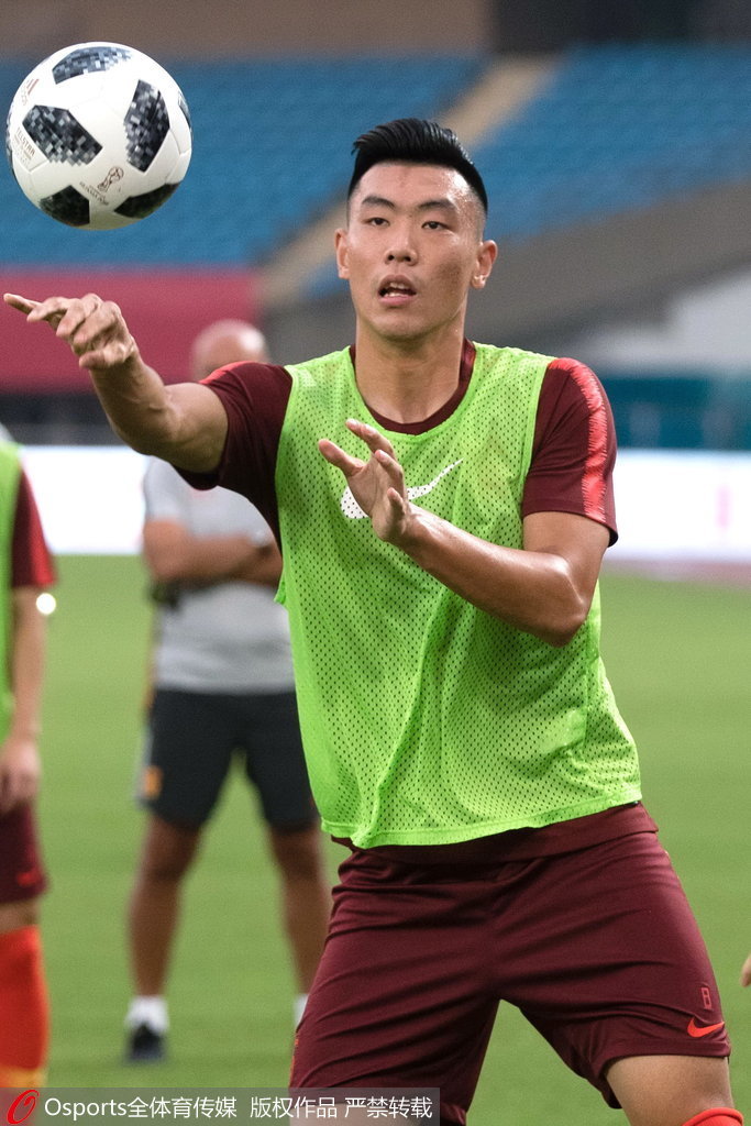 河北队卫冕目标明确,球员积极备战展现拼搏态度的简单介绍 河北队卫冕目标明确,球员积极备战展现拼搏态度的简单介绍